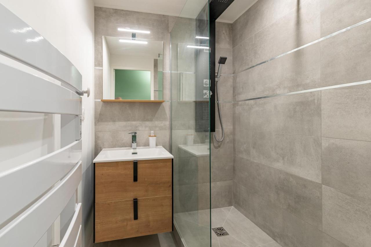 Amja Saint-Roch: Spacious Family Apartment with Parking Montpellier Exterior photo